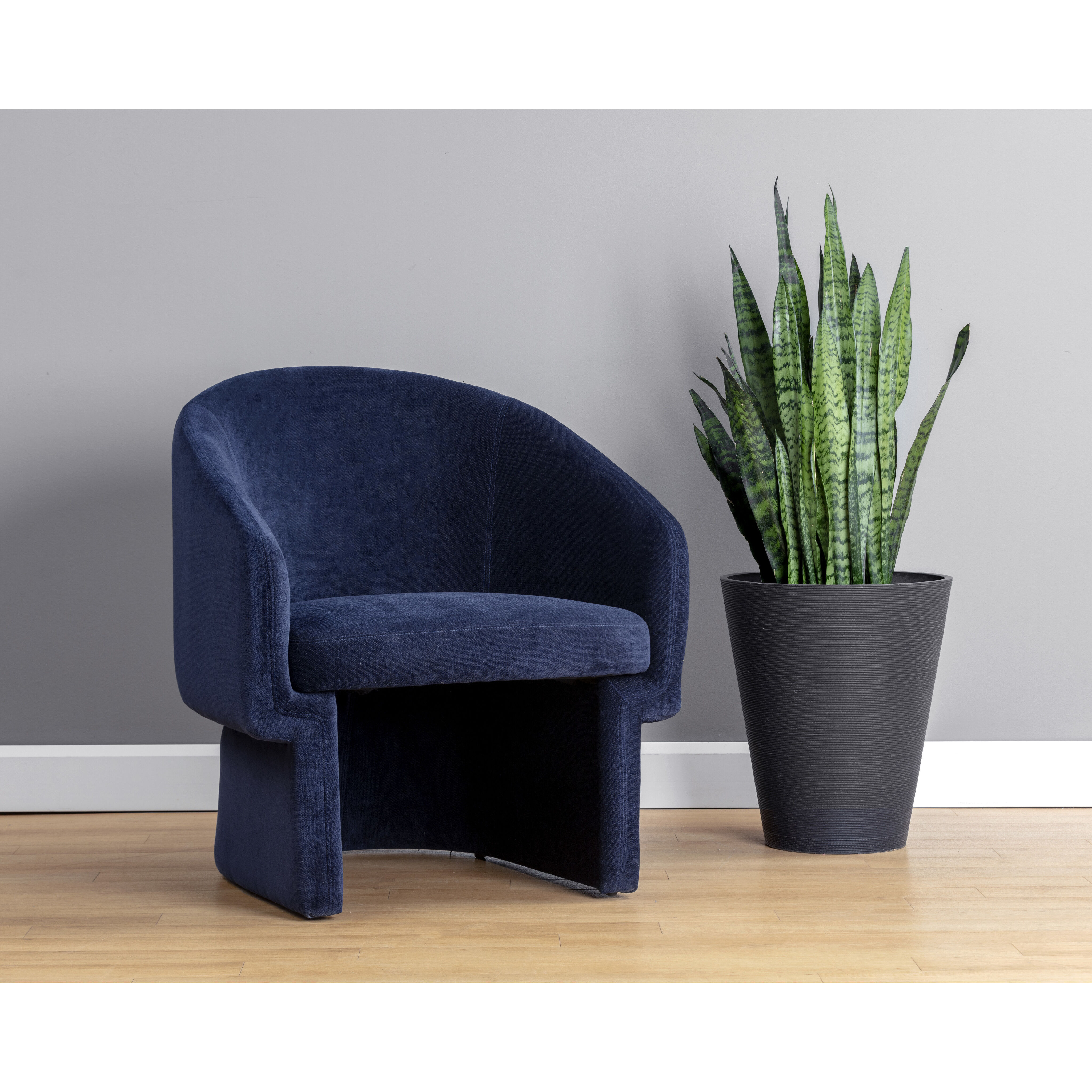 Lauryn Danny Navy Lounge Chair